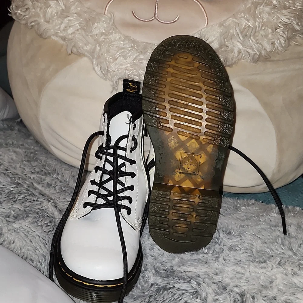 Doc Martin's Air wair with bouncing soles size 10